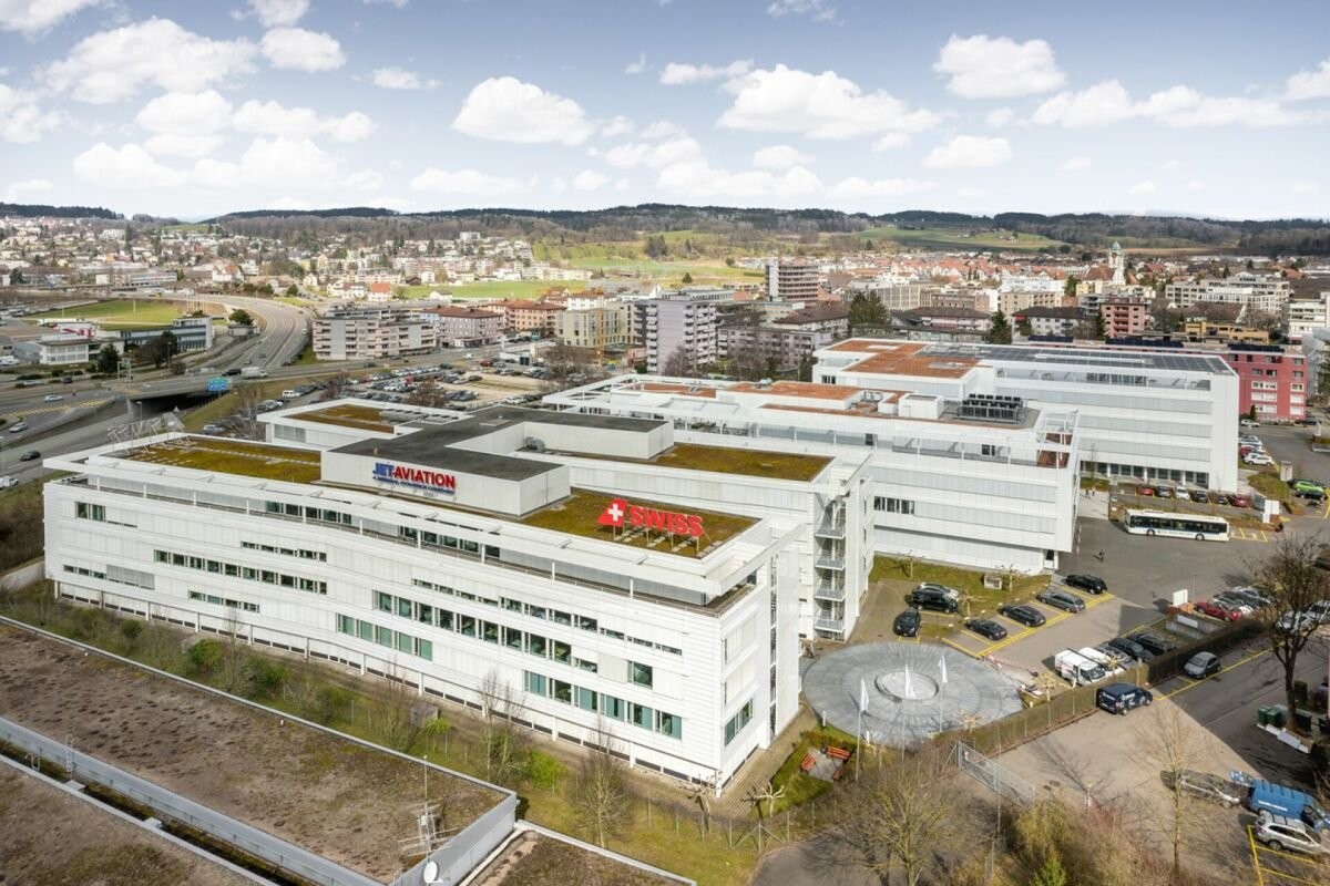 585m² office, photo 4 of 6
