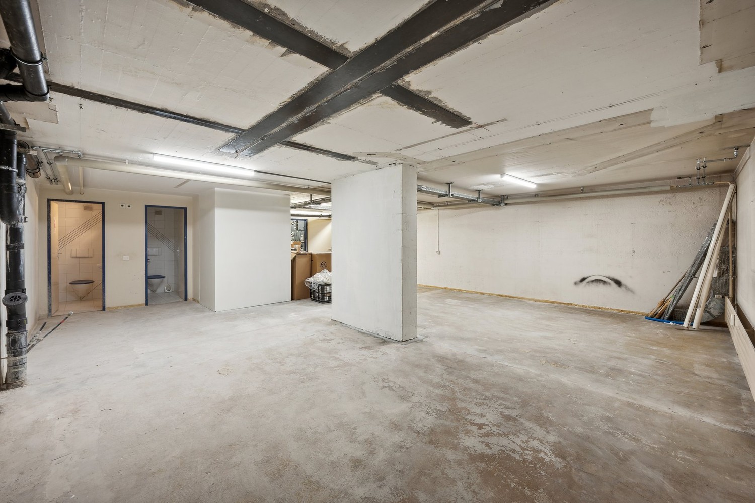 Cellar compartment, photo 1 of 6