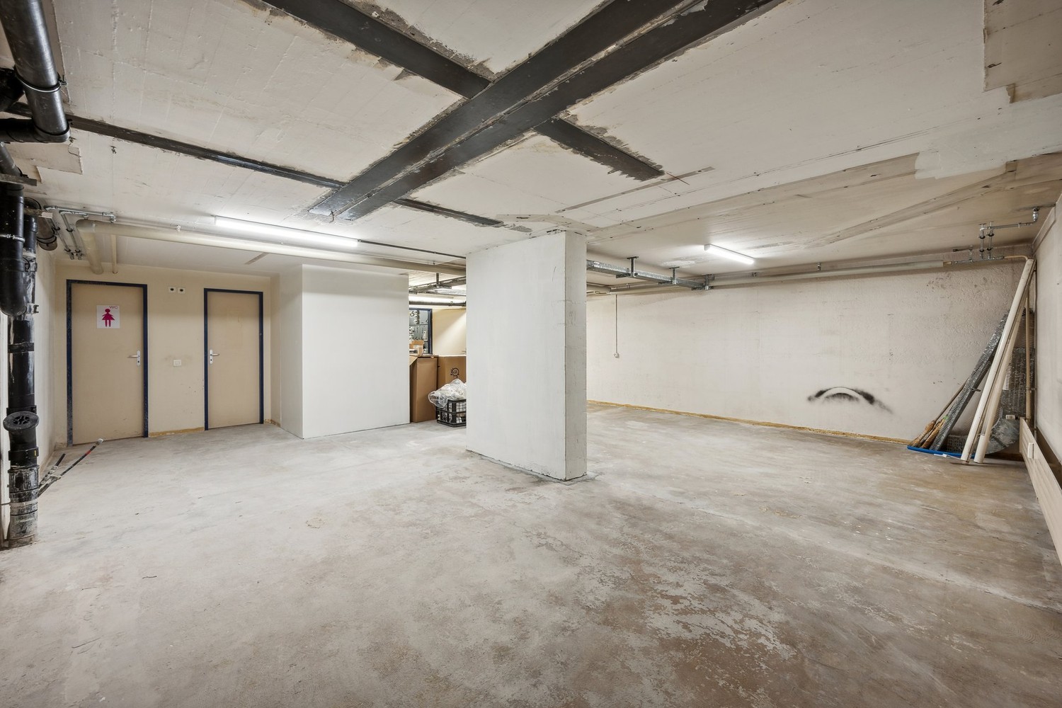 Cellar compartment, photo 3 of 6
