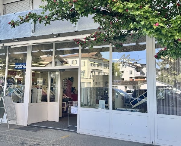 206m² shop, photo 2 of 7