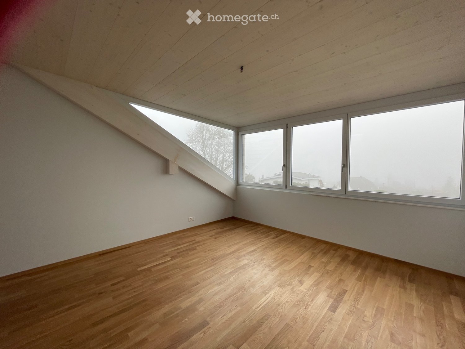 4 rooms apartment, photo 2 of 5