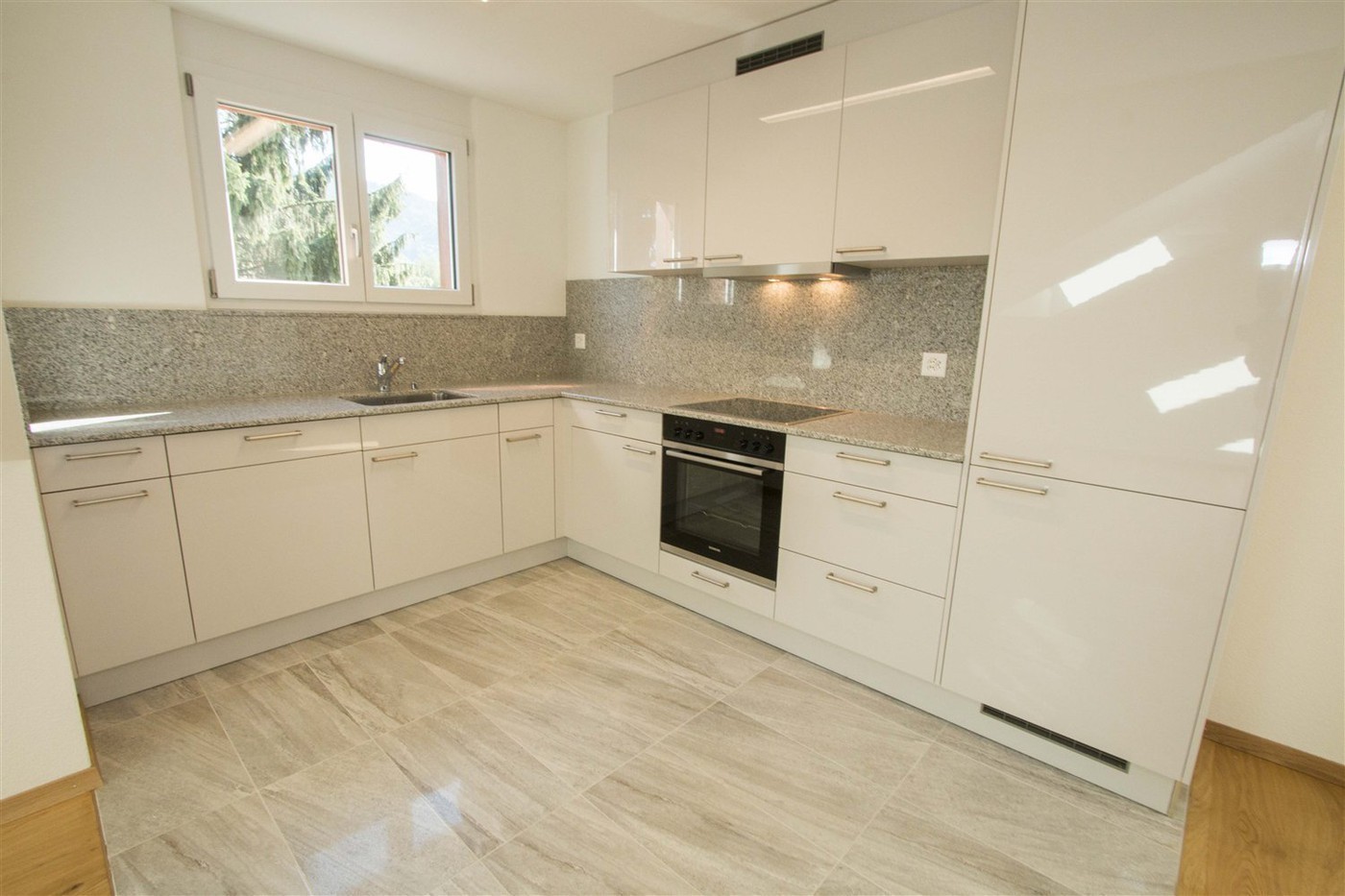 2 rooms apartment, photo 2 of 10