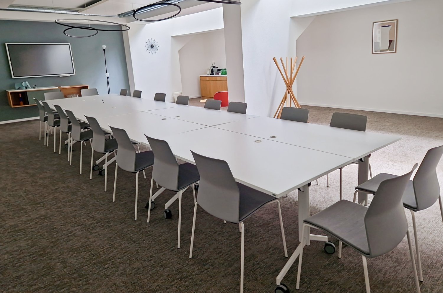 110m² office, photo 1 of 10