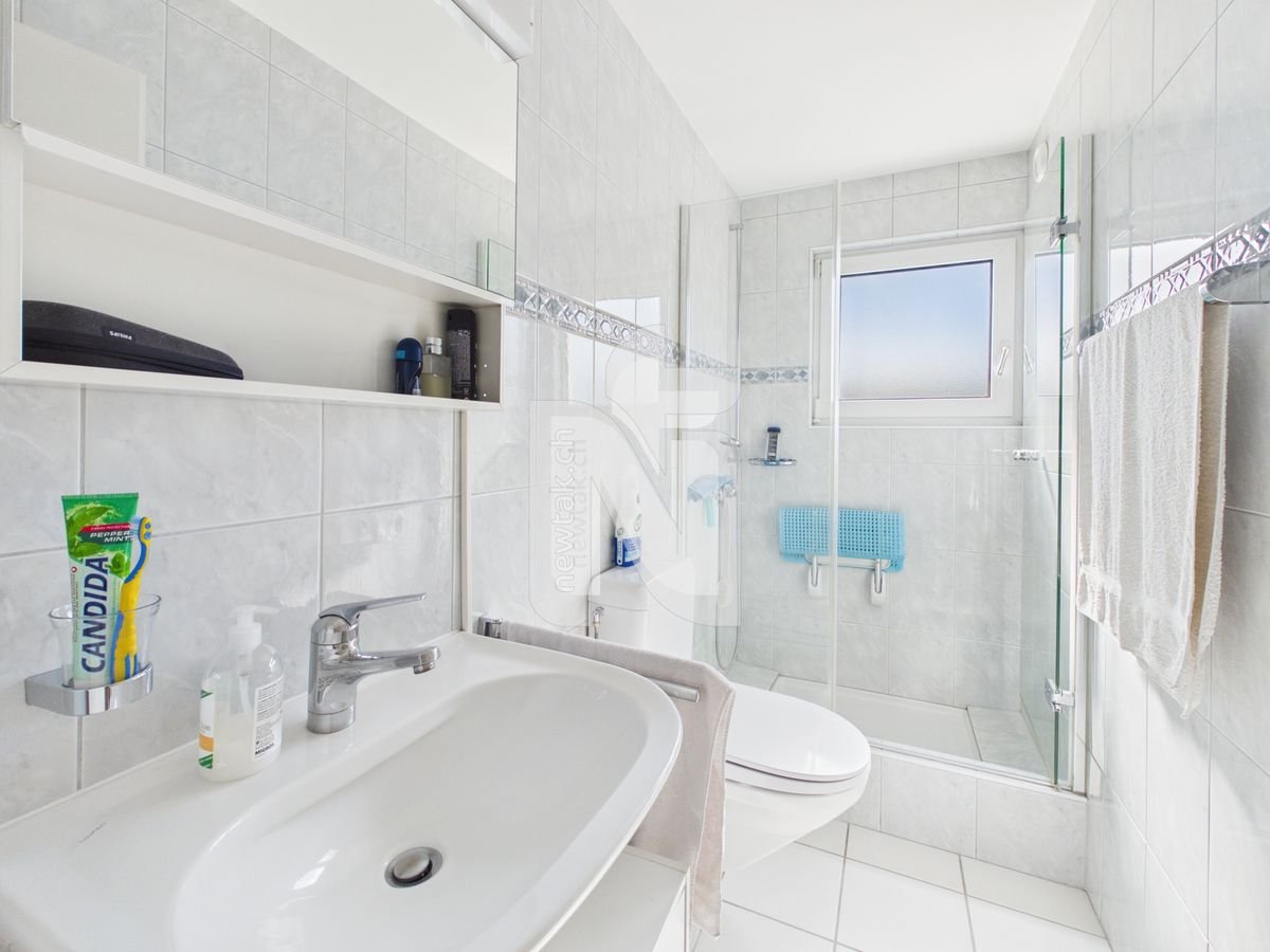 Attic flat, photo 7 of 10