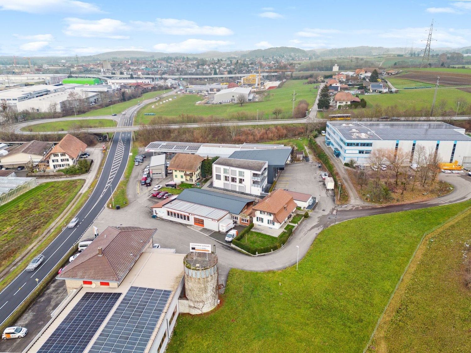 147m² commercial