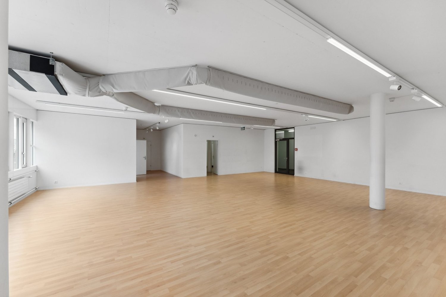 182m² office, photo 5 of 10