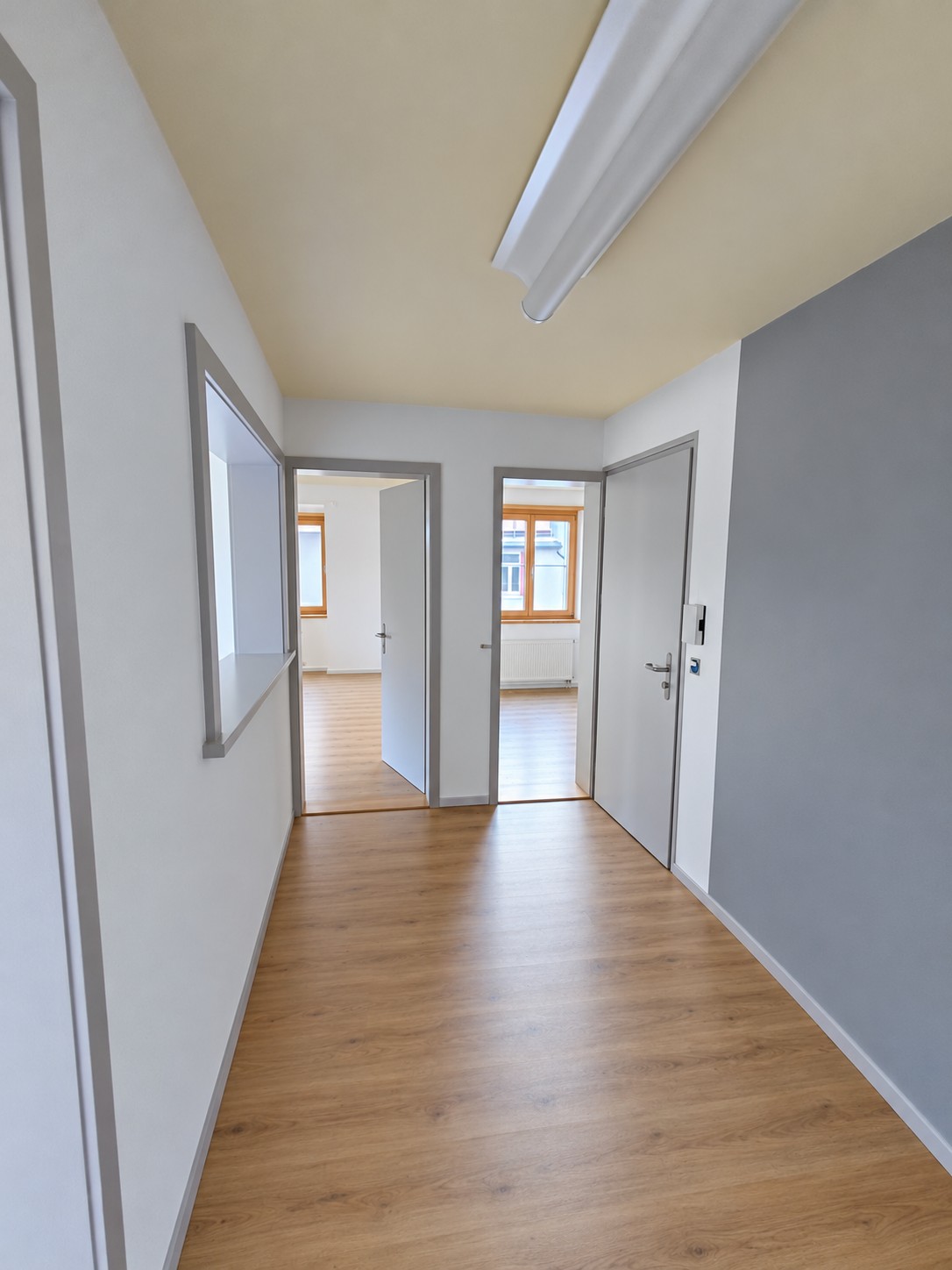 4 rooms apartment, photo 1 of 10