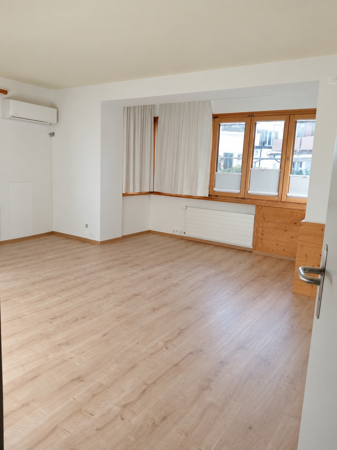 4 rooms apartment, photo 7 of 10