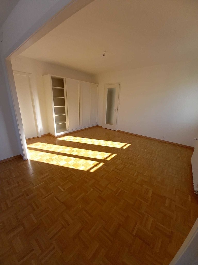 4 rooms apartment, photo 1 of 9