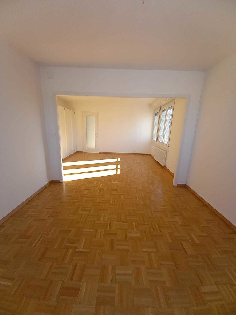 4 rooms apartment, photo 2 of 9