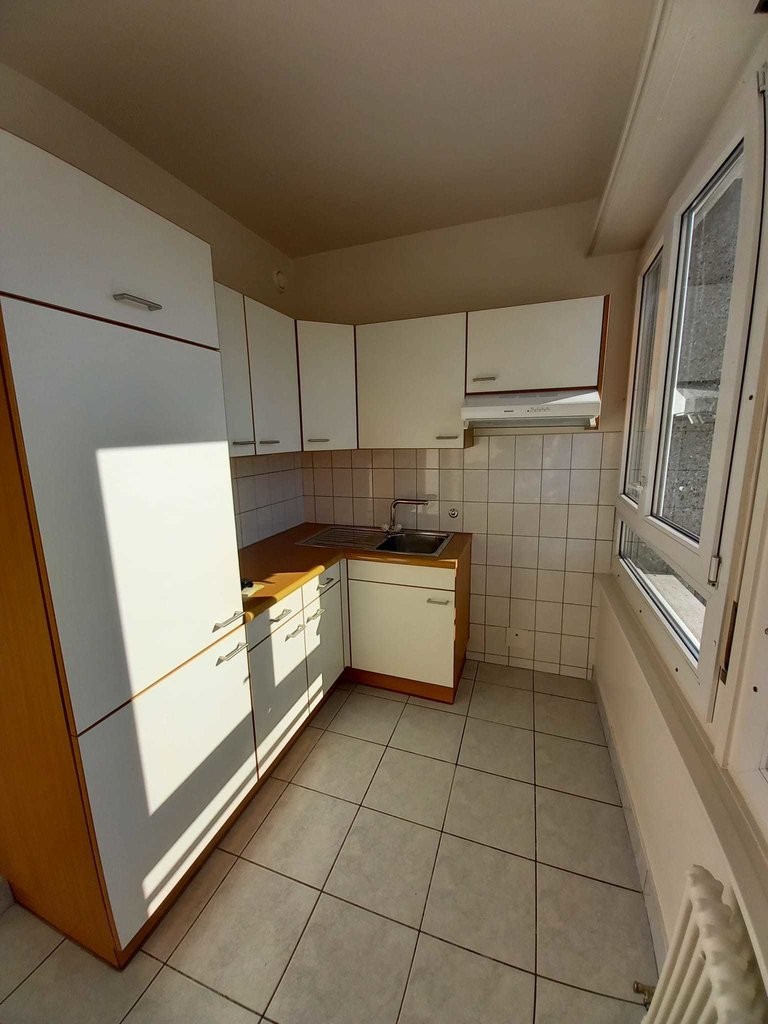 4 rooms apartment, photo 8 of 9