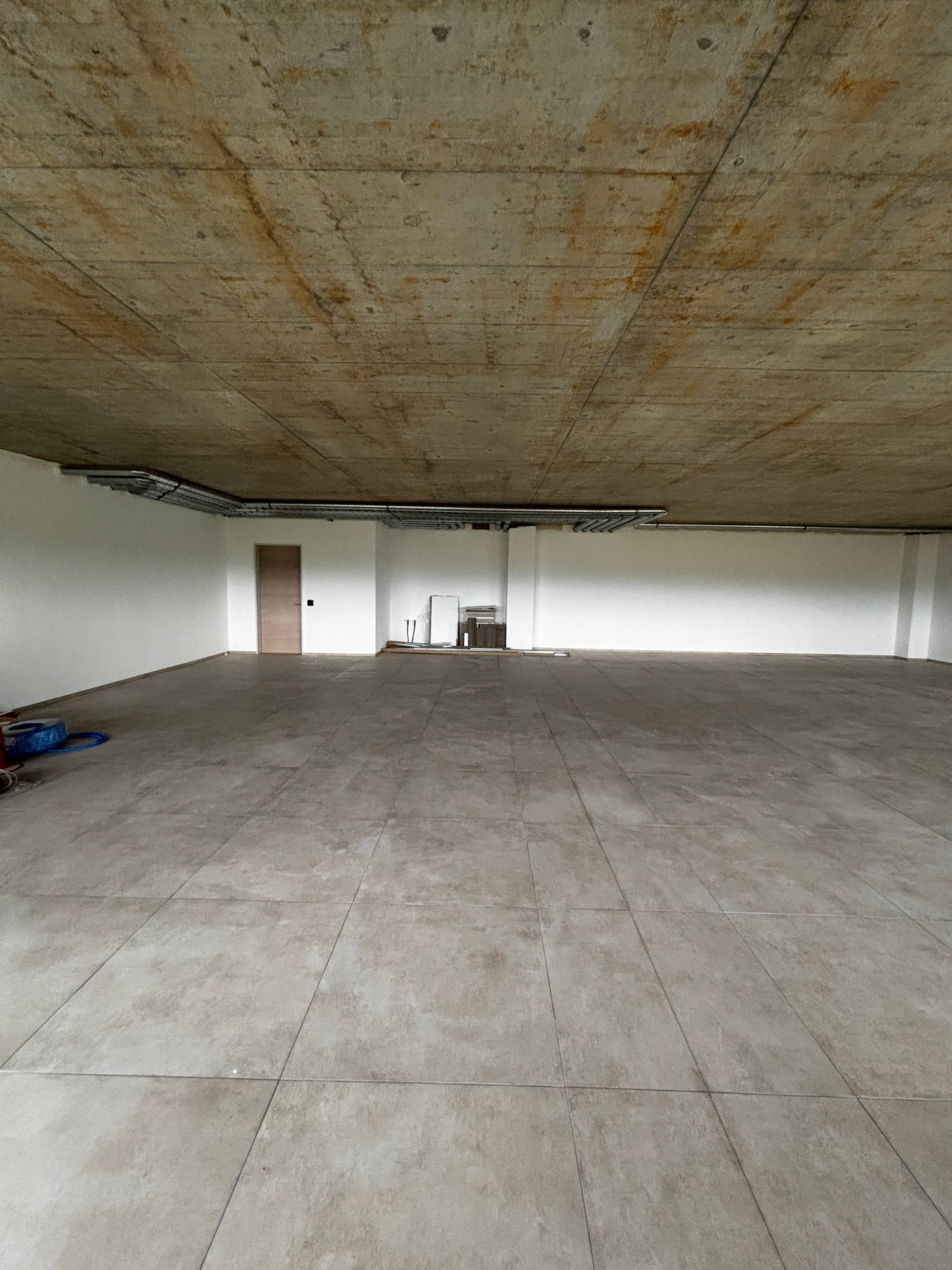 277m² commercial, photo 7 of 10