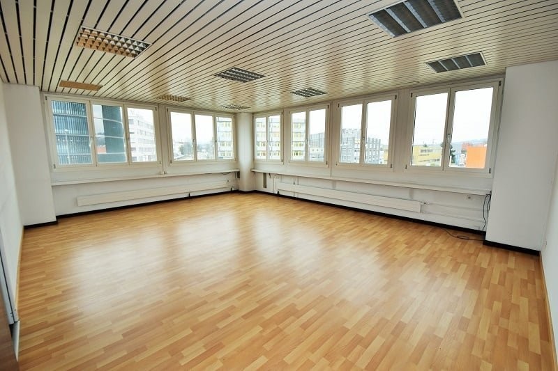 1600m² office