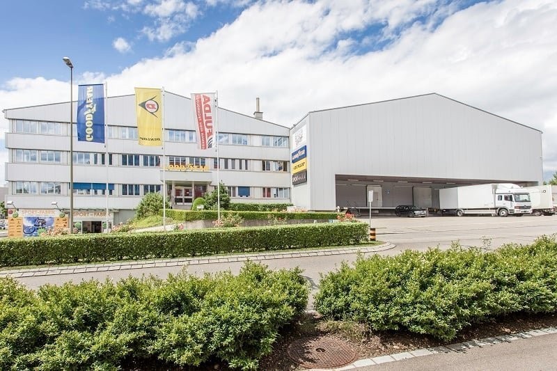 1600m² office
