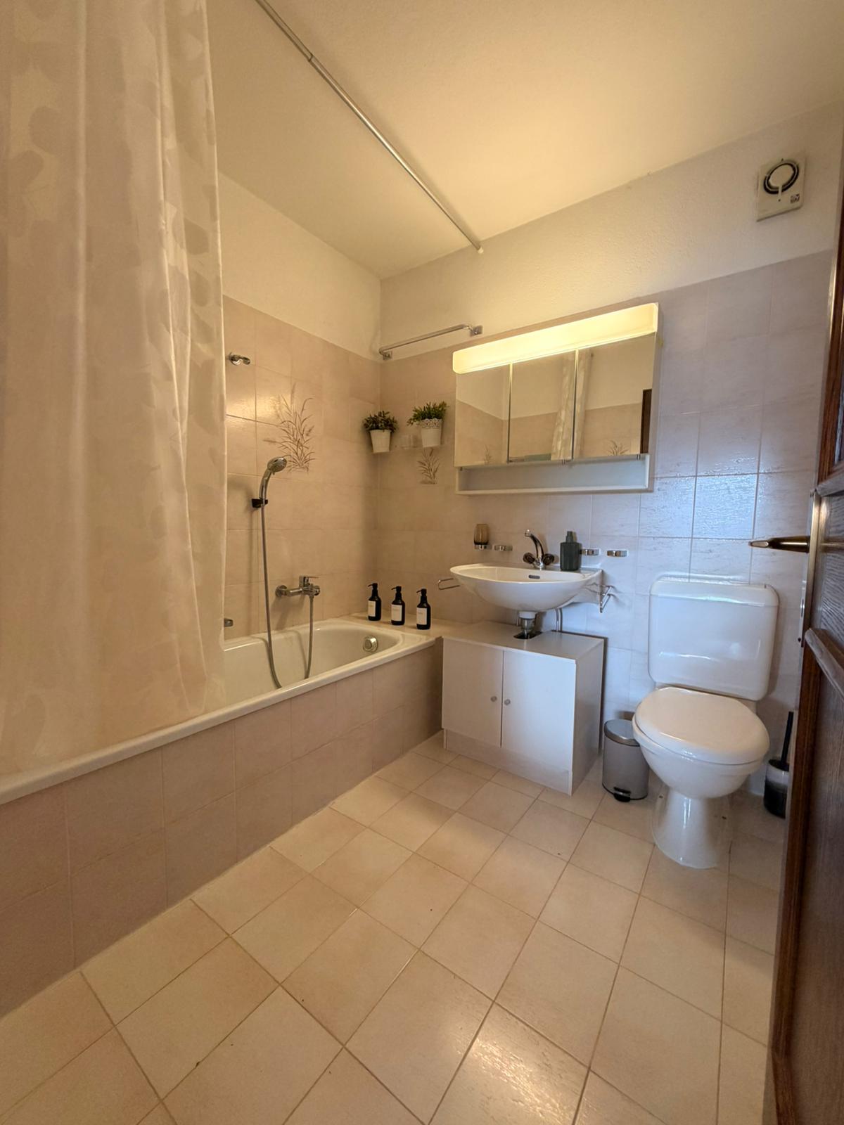 3 rooms apartment, photo 10 of 10