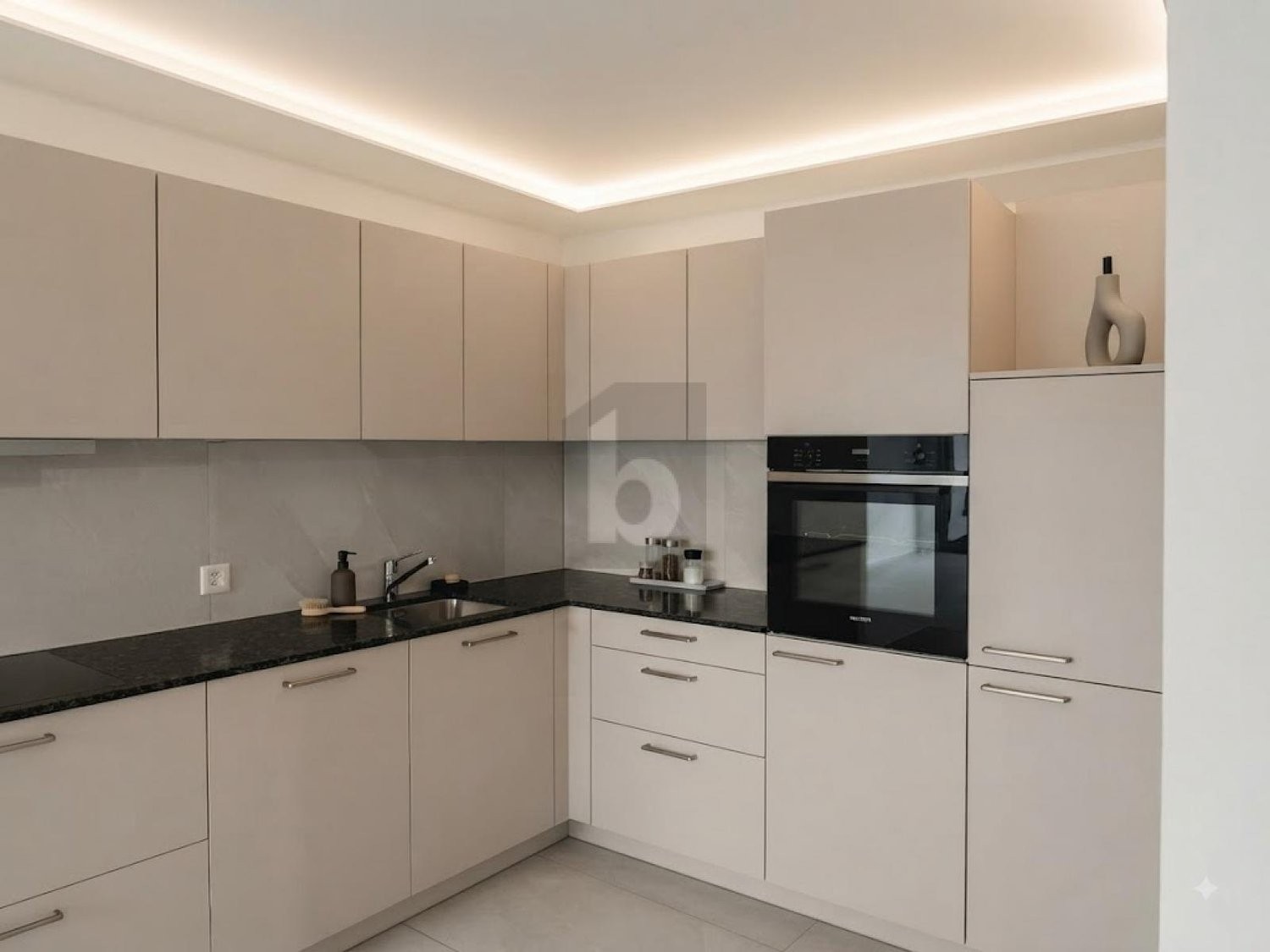 3 ½ rooms apartment, photo 1 of 4