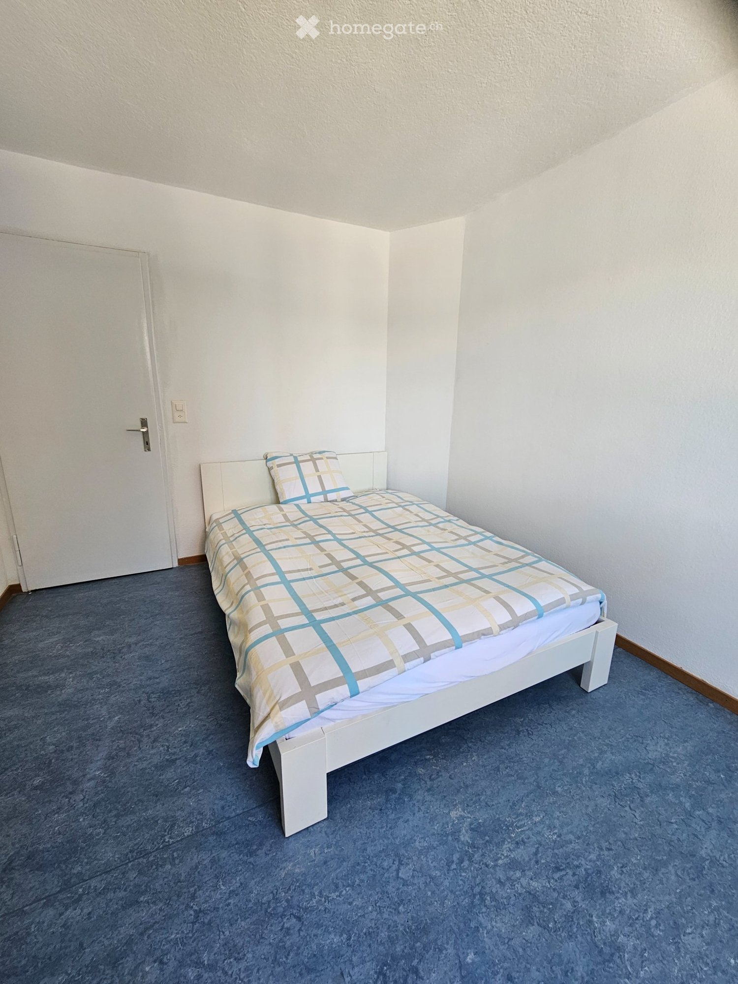 1 room single room