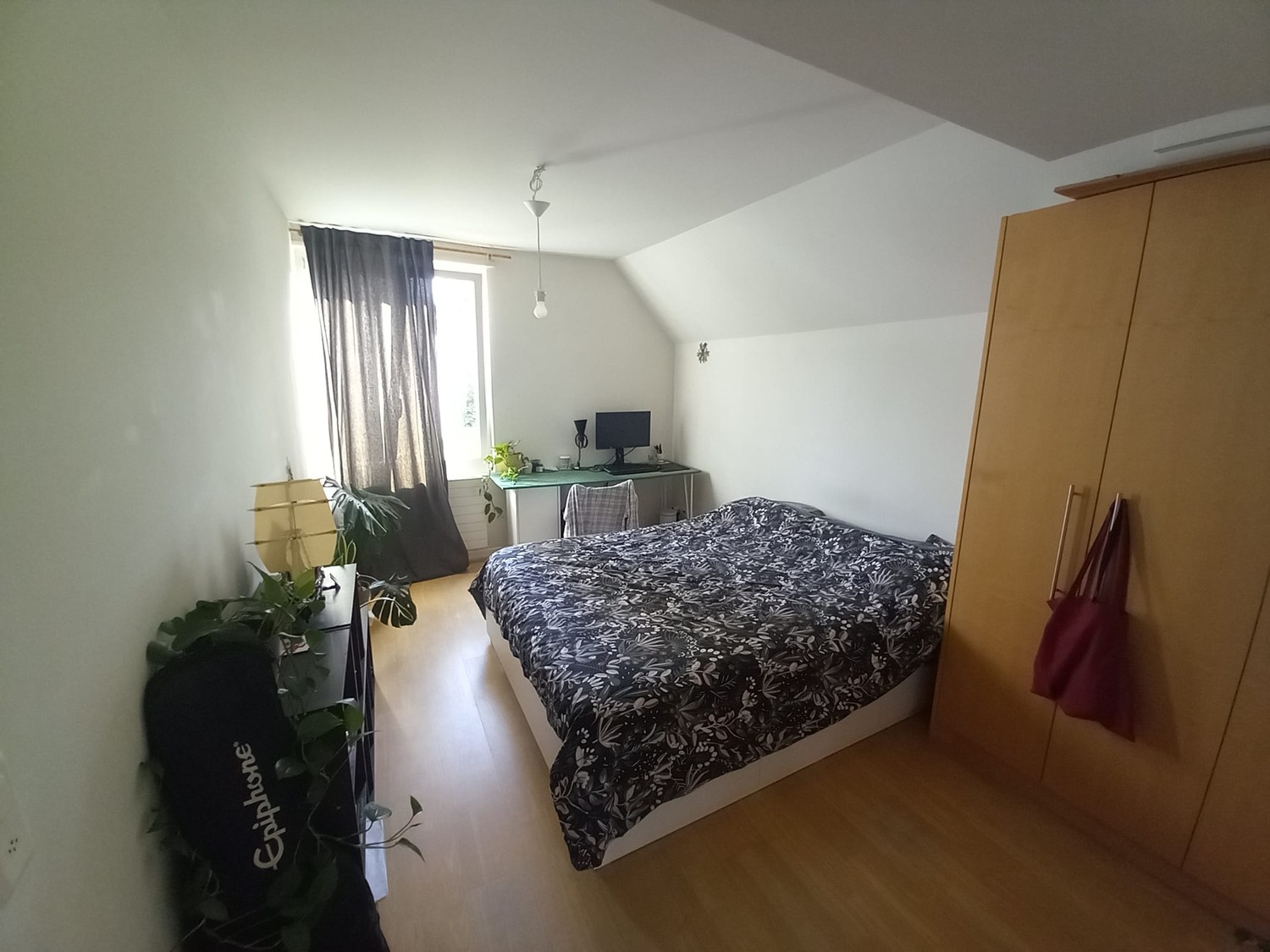 Camera in un appartamento condiviso, foto 5 di 7