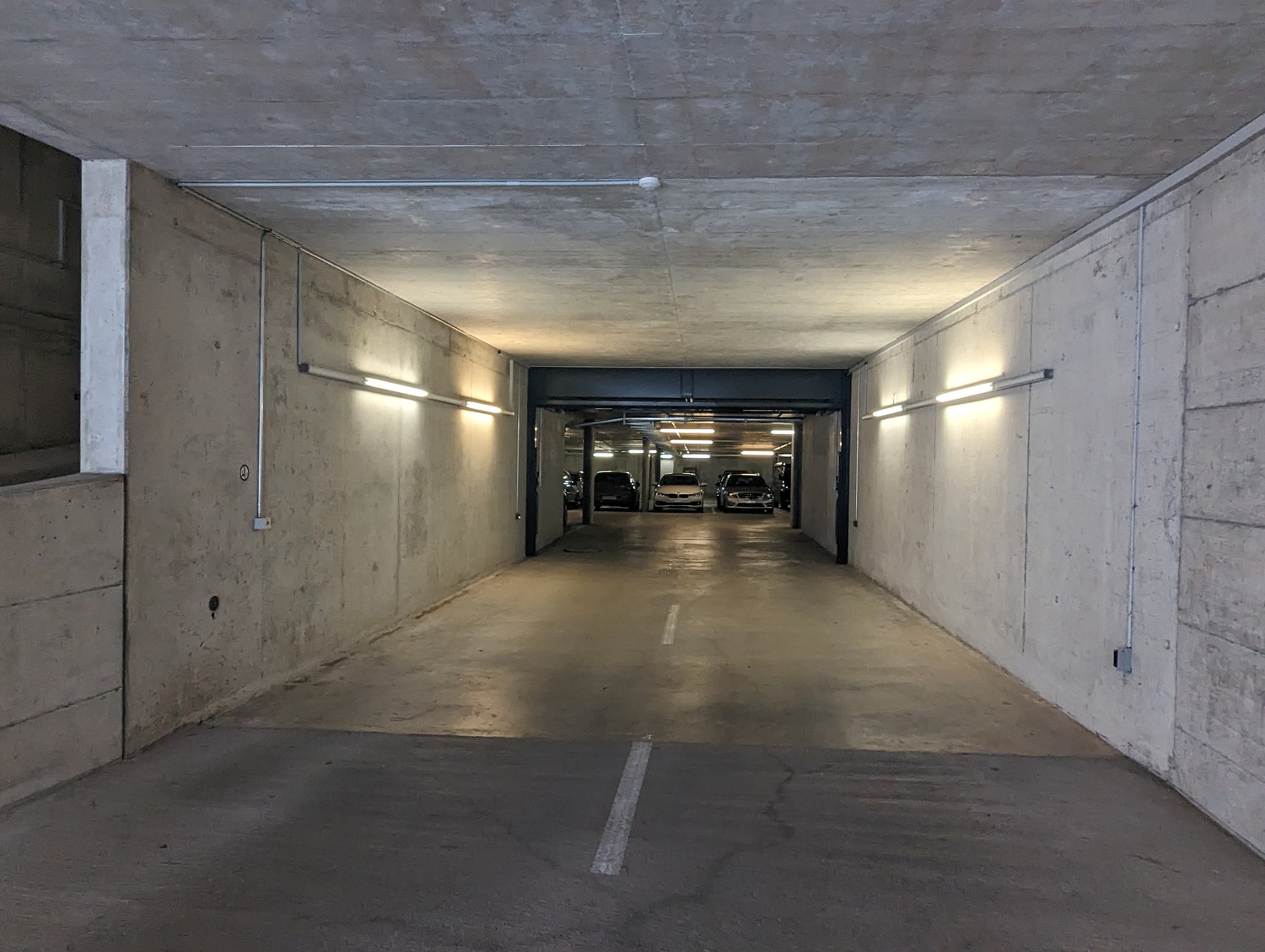 Underground slot, photo 2 of 4