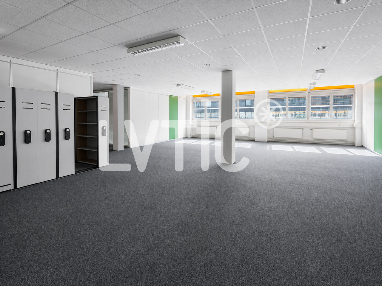 750m² office, photo 3 of 10