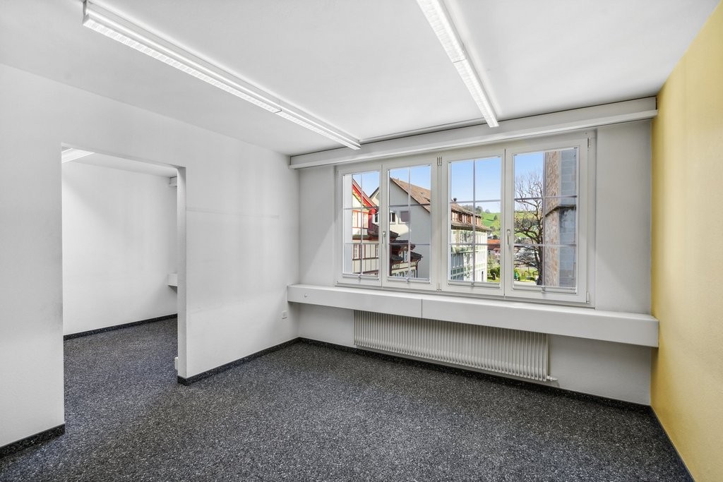 111m² office, photo 6 of 9