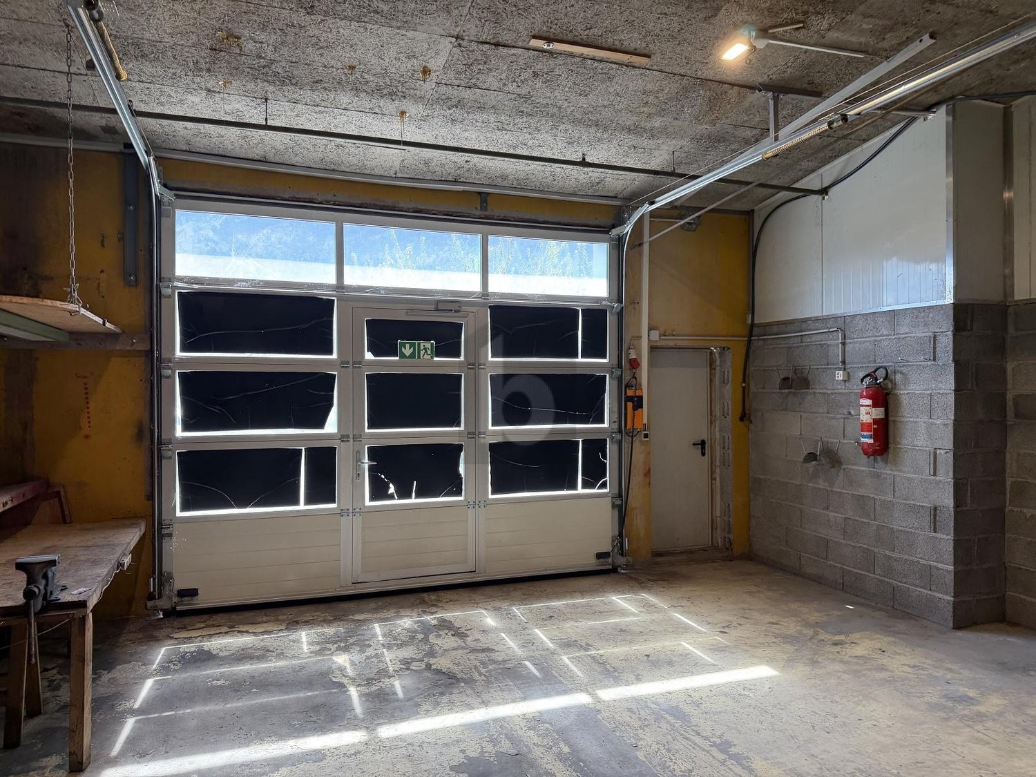 193m² industrial object, photo 4 of 4