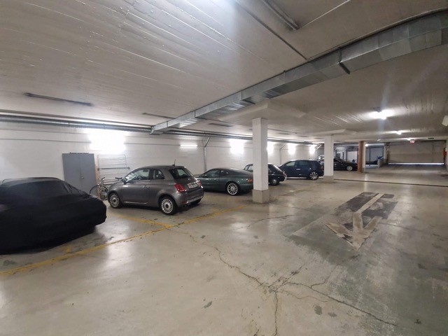 Underground slot, photo 2 of 2