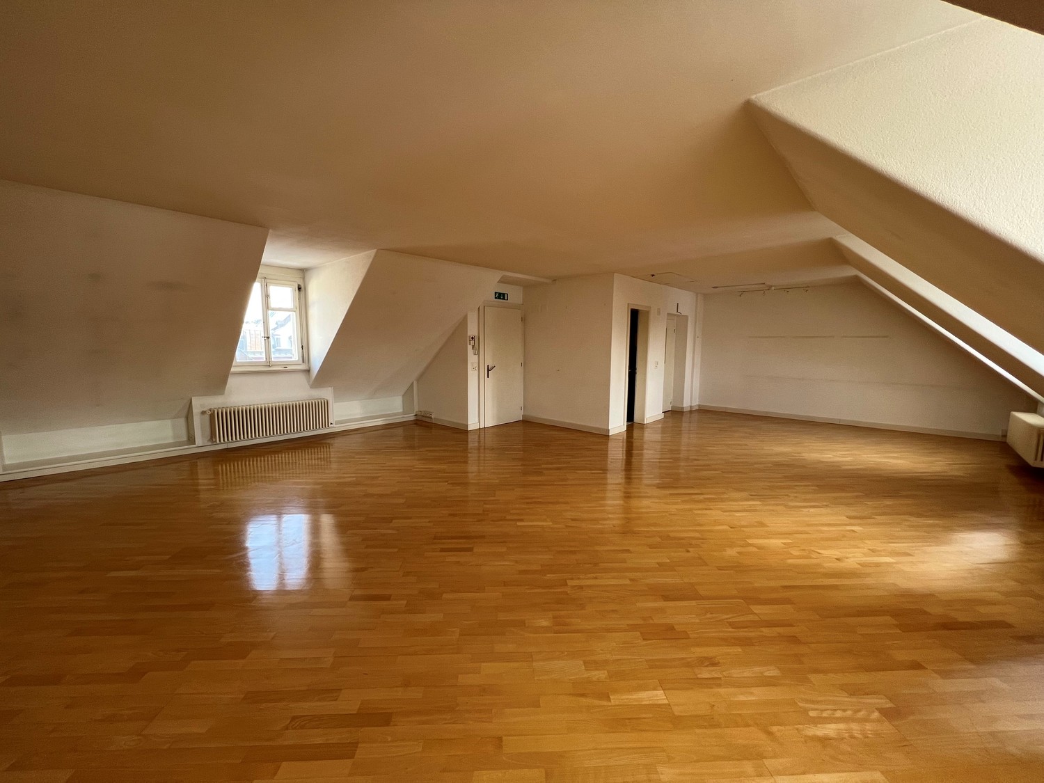161m² commerciale