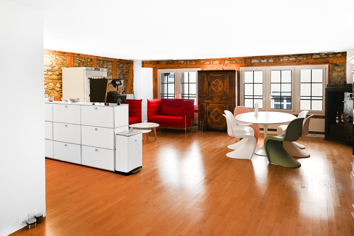 260m² office, photo 3 of 10