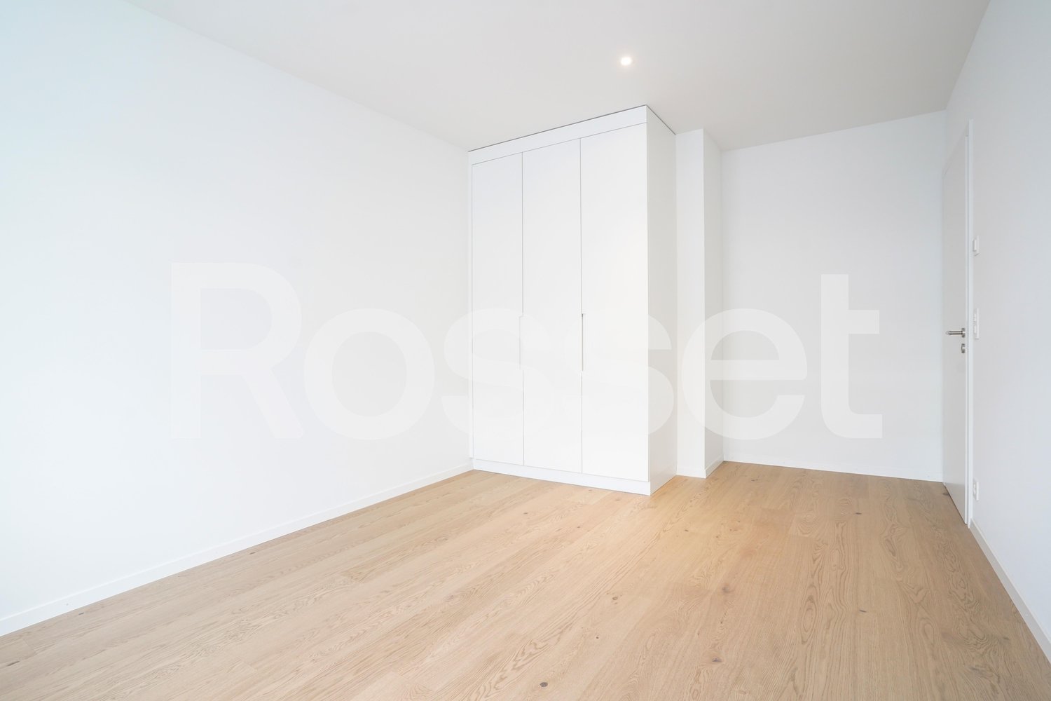 4-Zimmer-Wohnung
