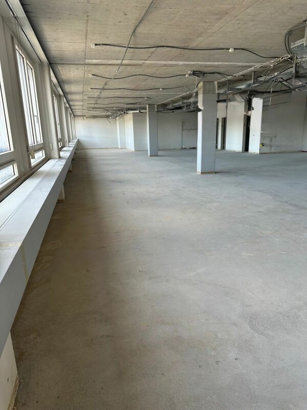 420m² office, photo 6 of 6