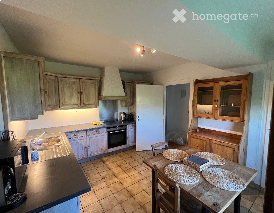 6-Zimmer-Wohnung