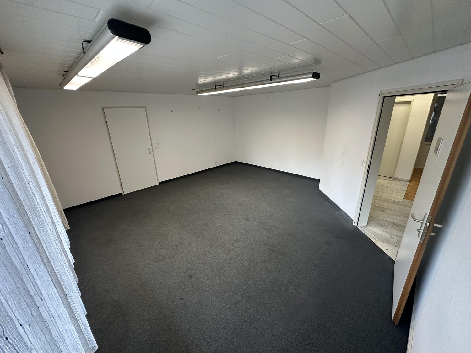 Office, Foto 5 von 10