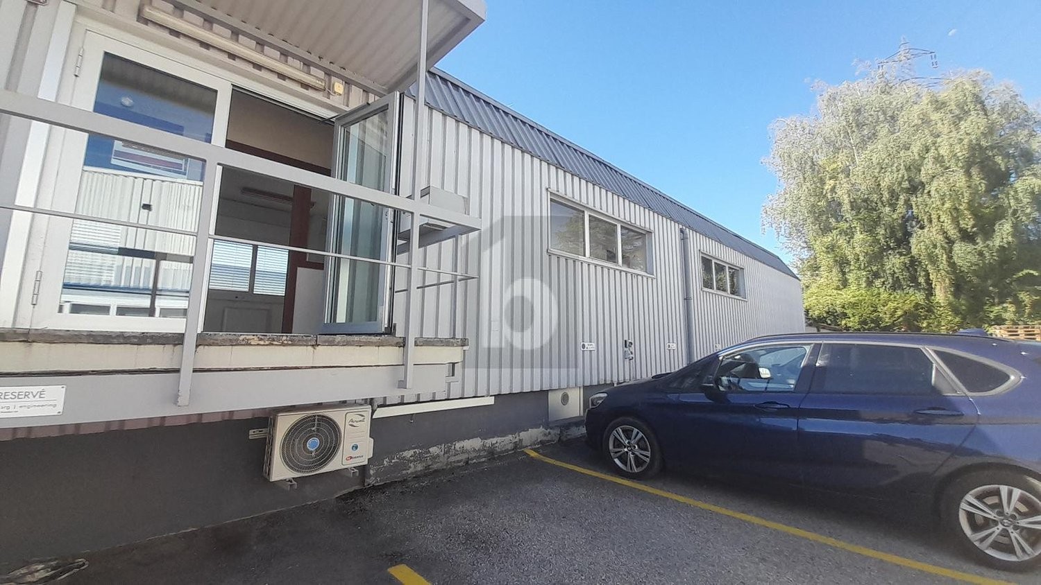 220m² office, photo 2 of 4