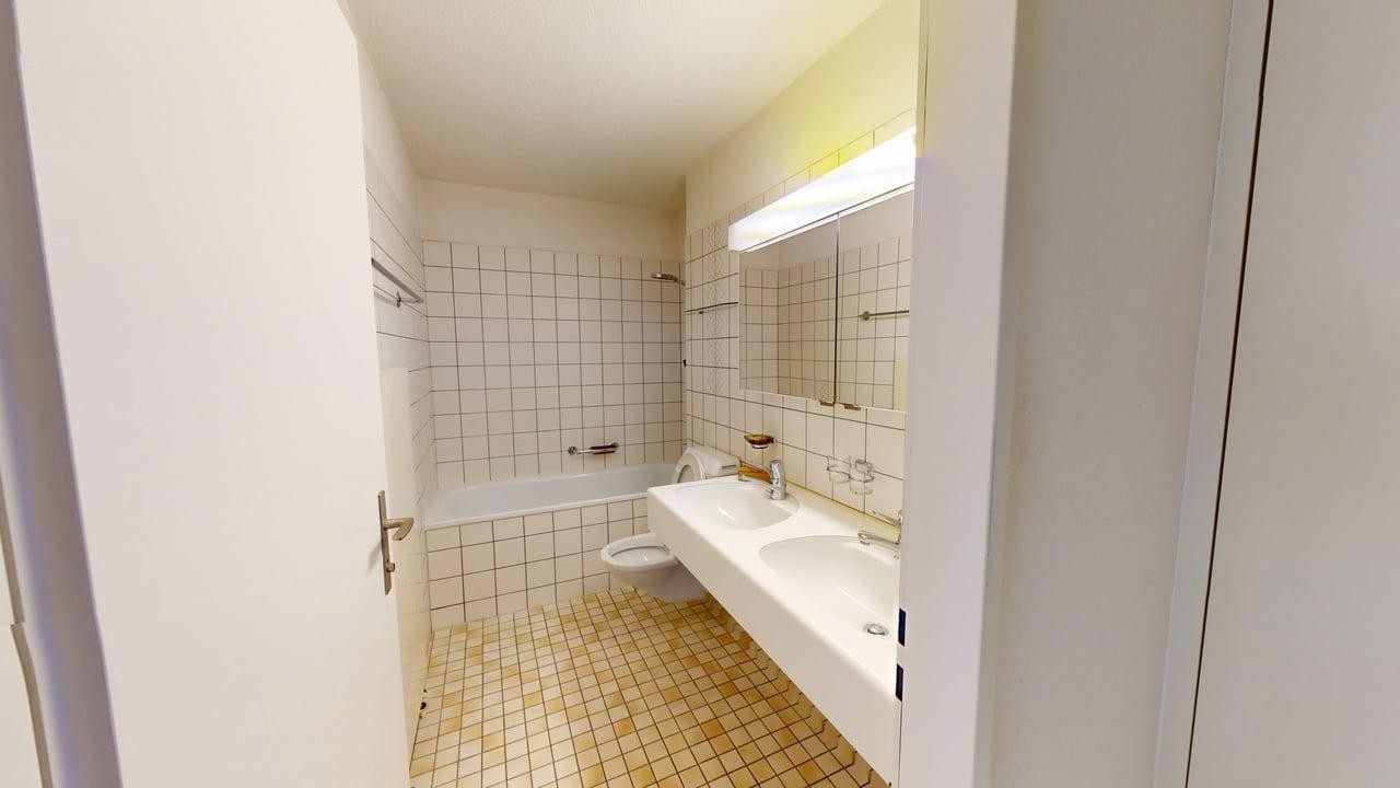 4 rooms apartment, photo 9 of 10