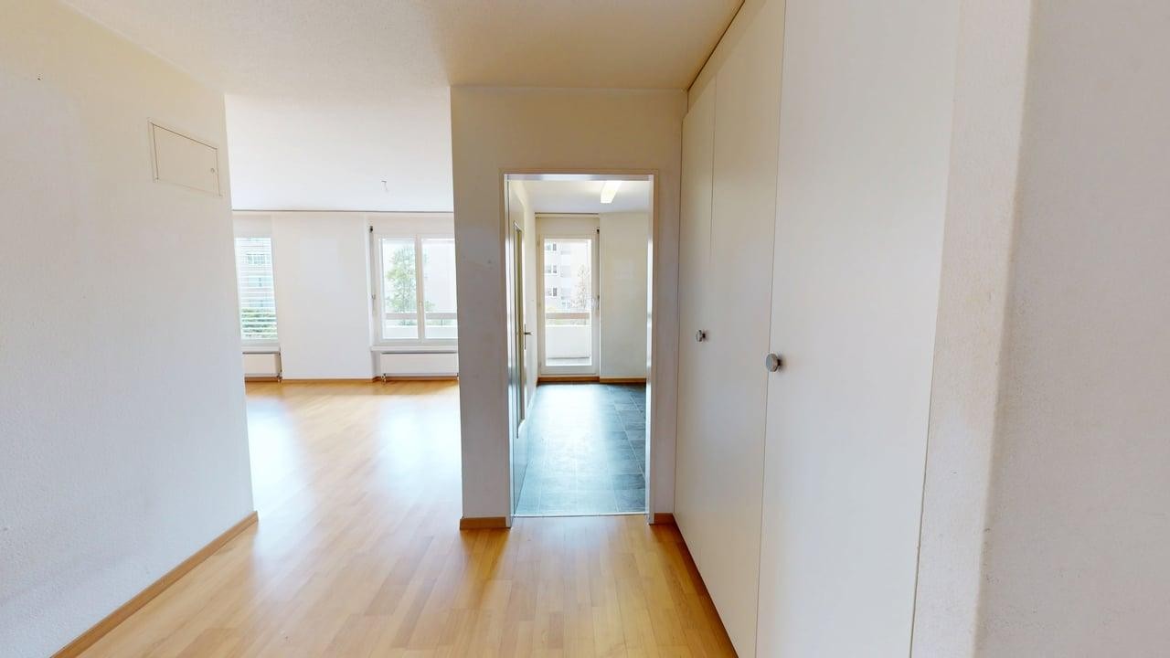 4 rooms apartment, photo 3 of 10
