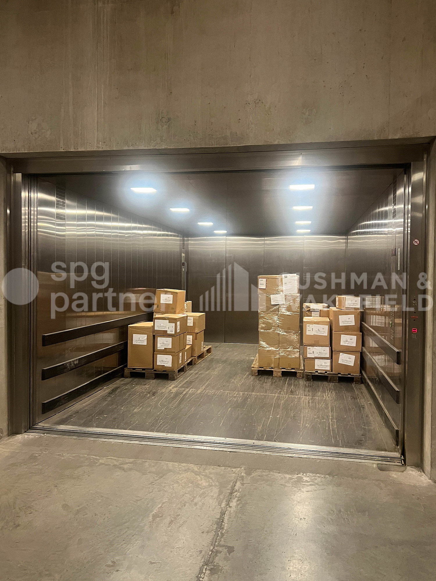 1500m² storage room, photo 9 of 10