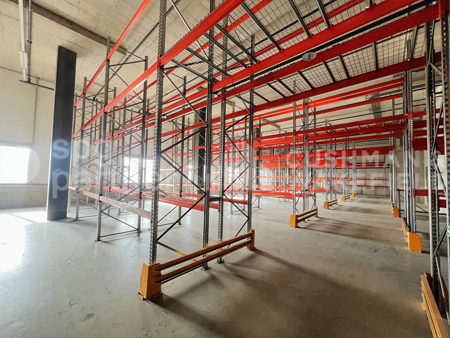 1500m² storage room, photo 4 of 10