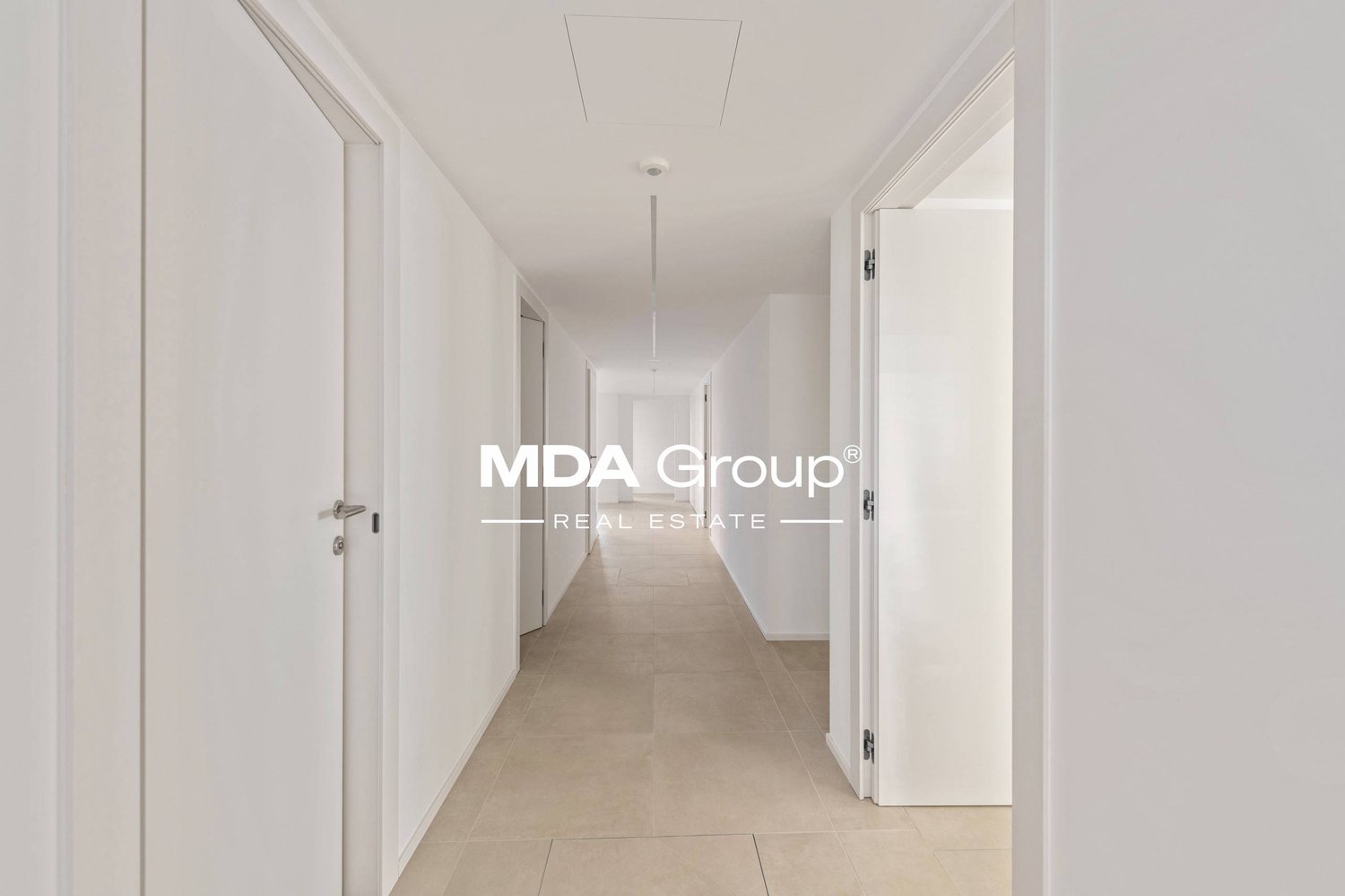 2000m² office, photo 7 of 10