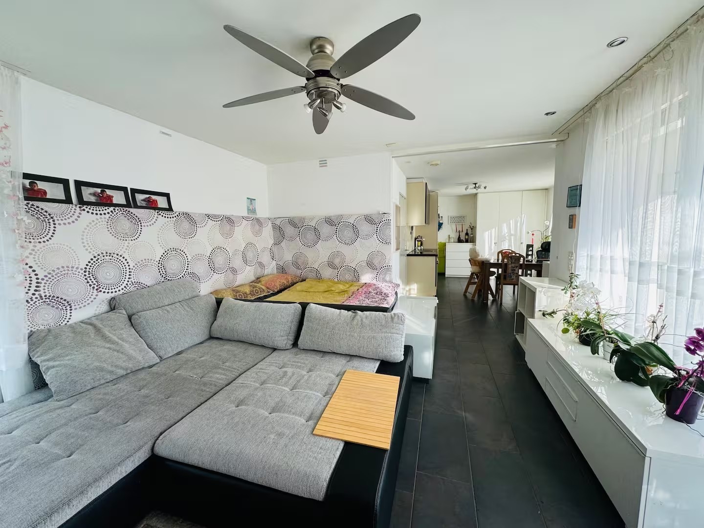 Furnished 2.5-room apartment (70 m2) with large terrace and hot tub - temporary sublet from now (all inclusive + 1 Gbit/s internet), photo 3 of 10