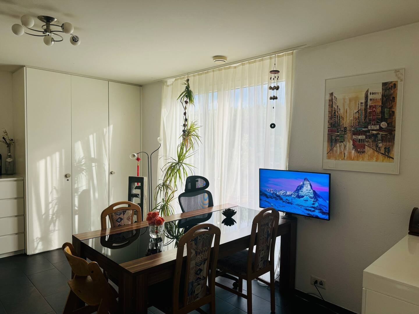 Furnished 2.5-room apartment (70 m2) with large terrace and hot tub - temporary sublet from now (all inclusive + 1 Gbit/s internet), photo 2 of 10