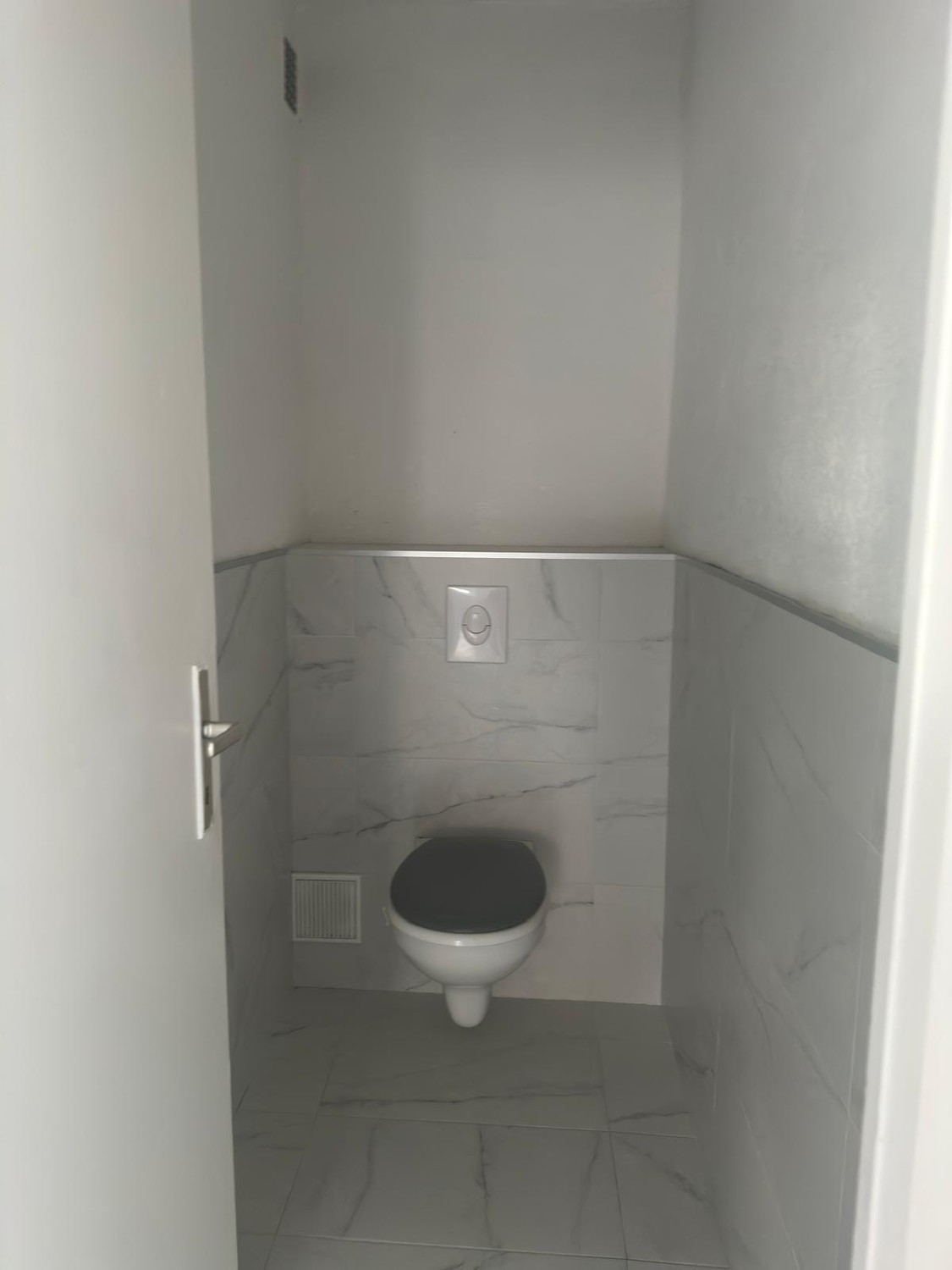 5 rooms apartment