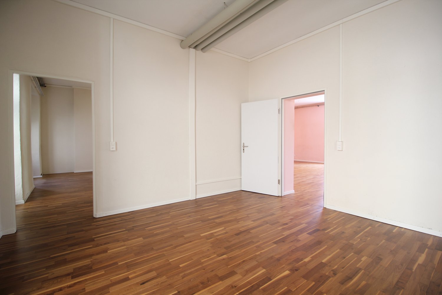170m² studio