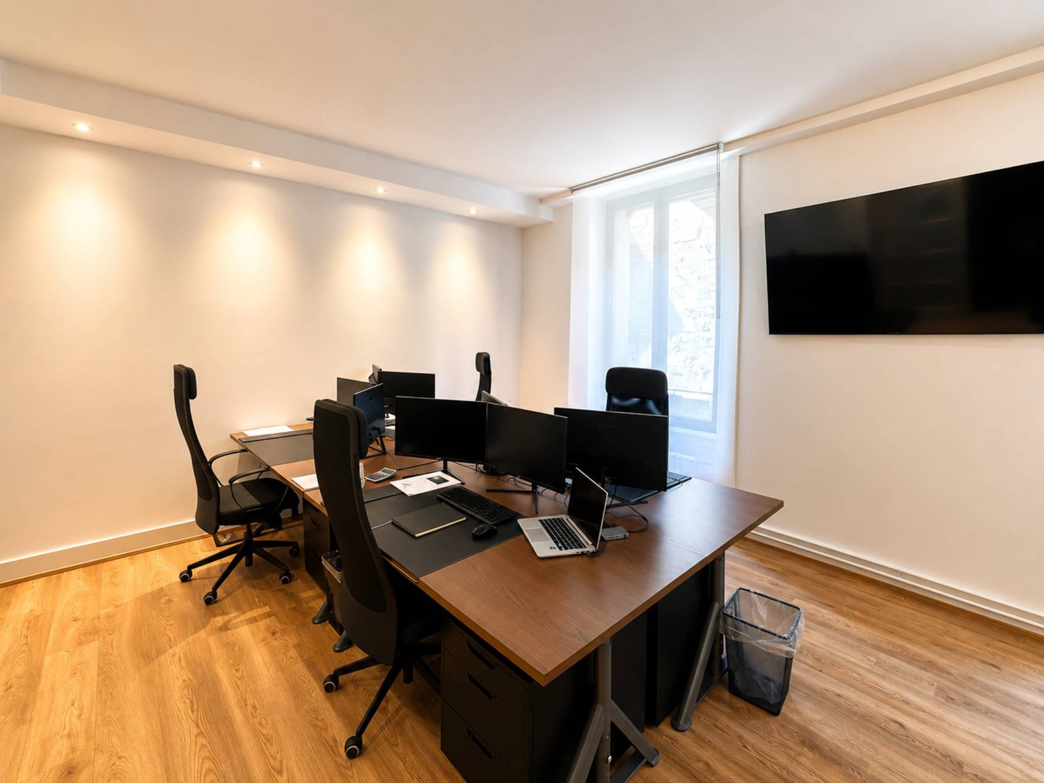 55m² office, photo 2 sur 4