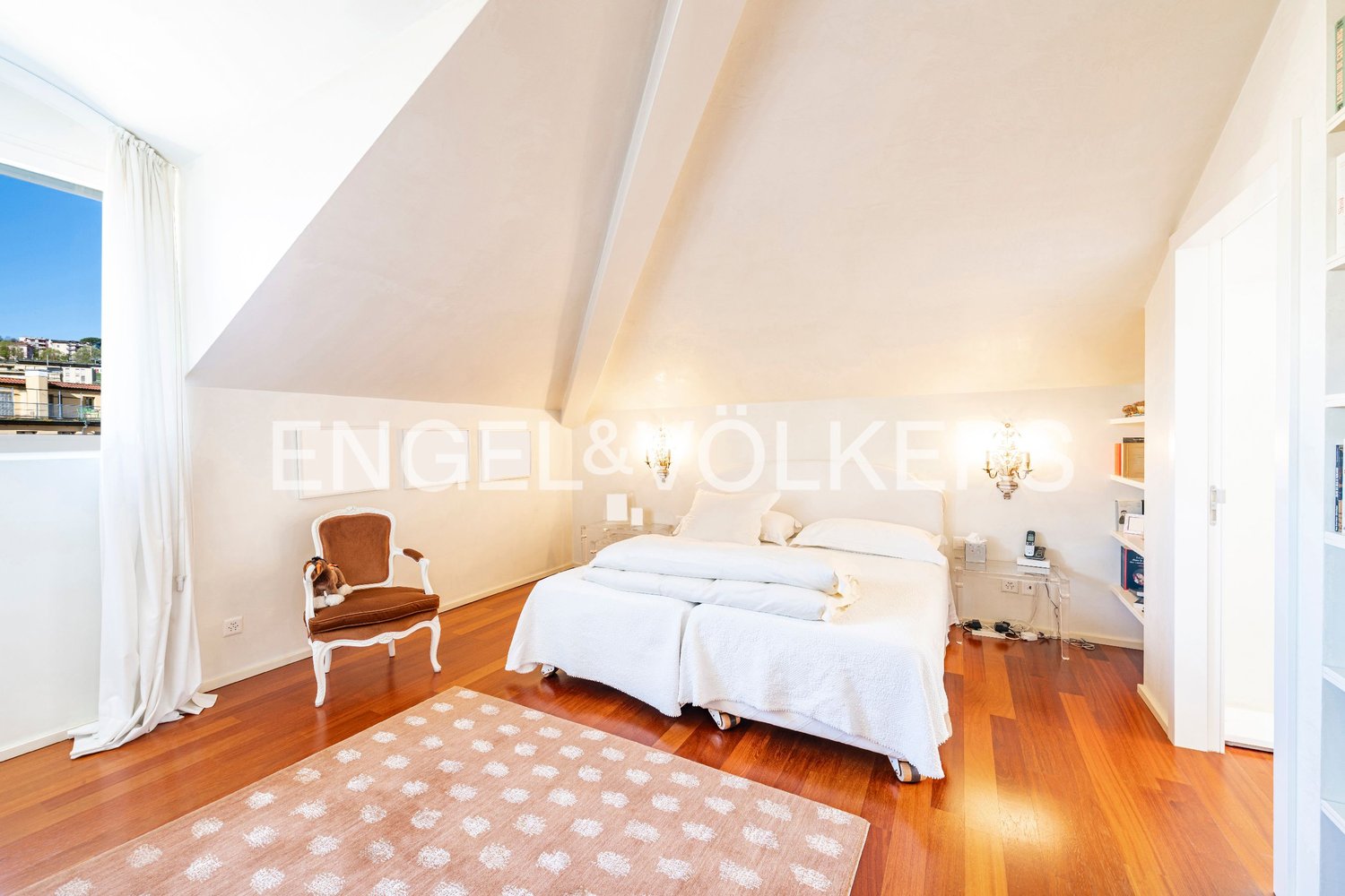 6 ½ rooms attic flat