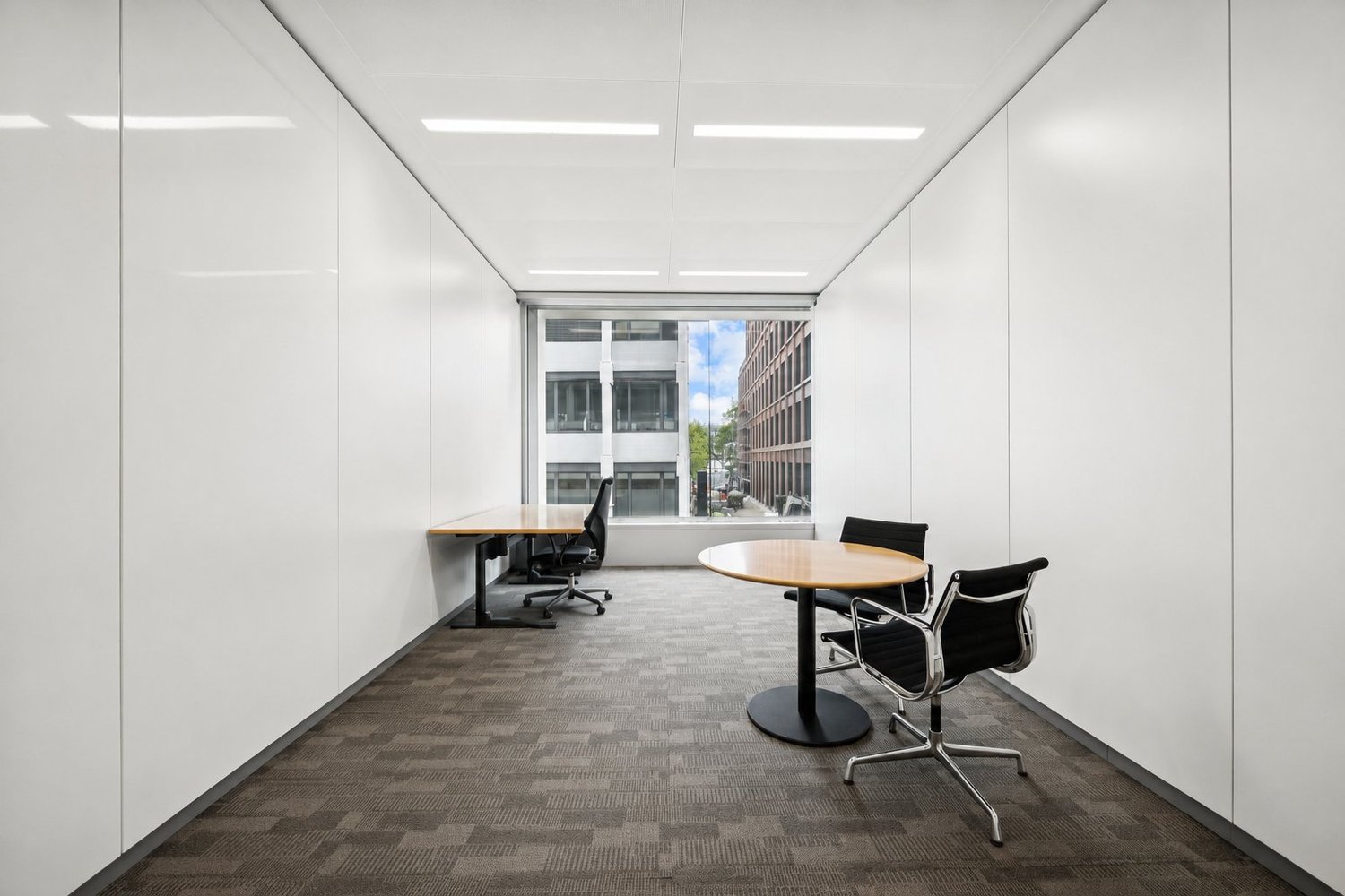 802m² office