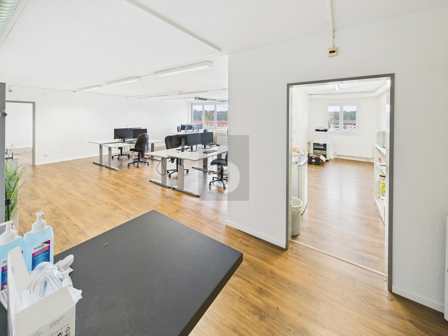 115m² office, photo 2 of 4