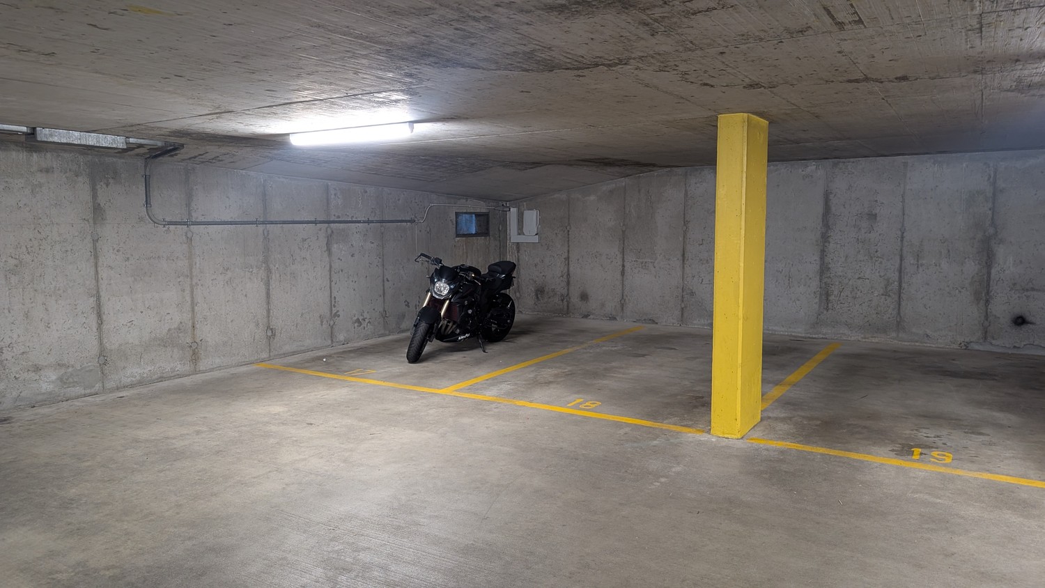 Underground slot, photo 2 of 2