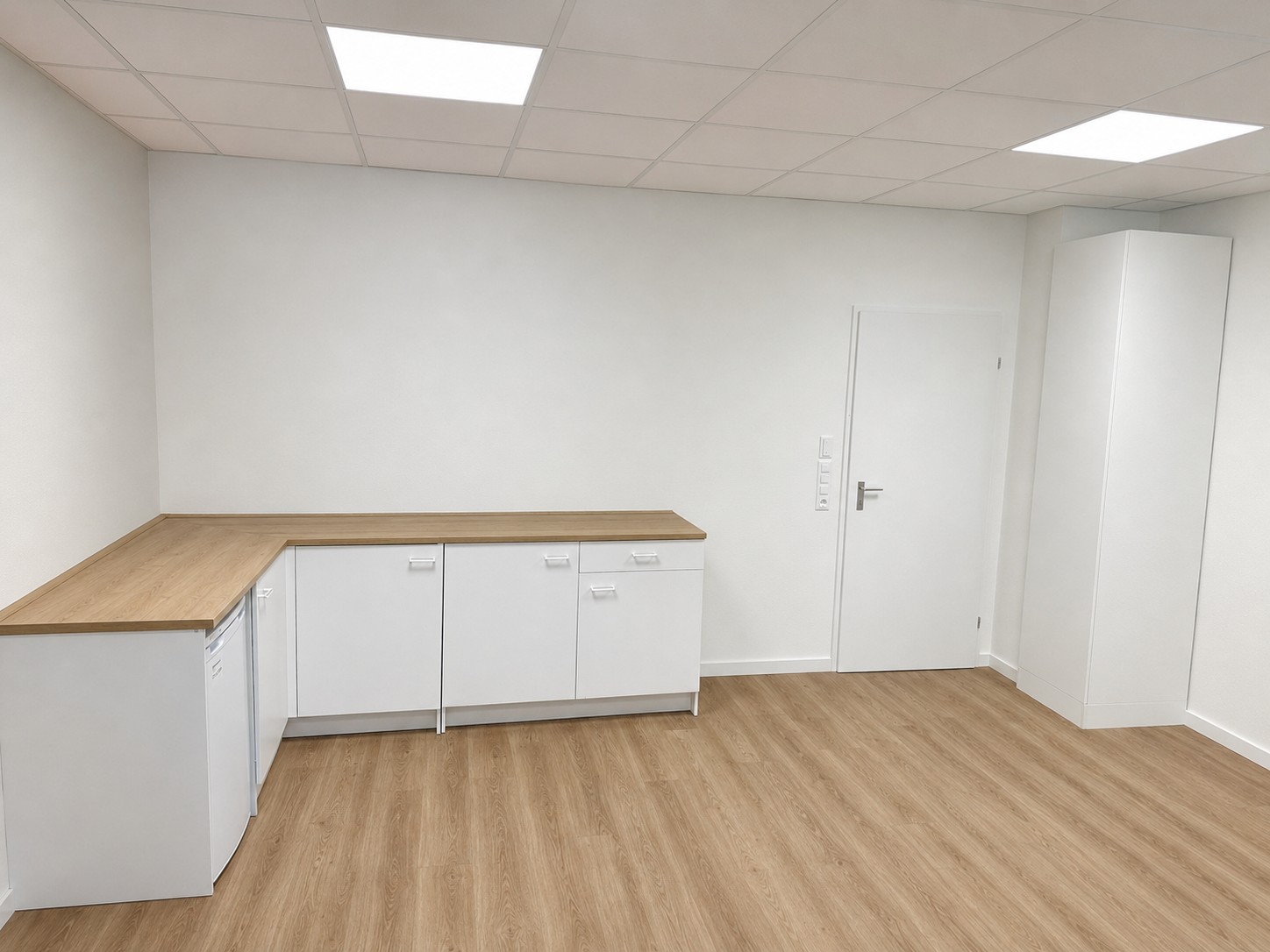 41m² ufficio, foto 2 di 2