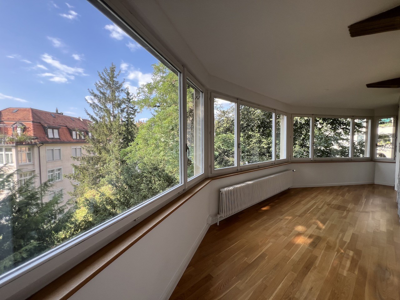 150m² office, photo 1 of 7
